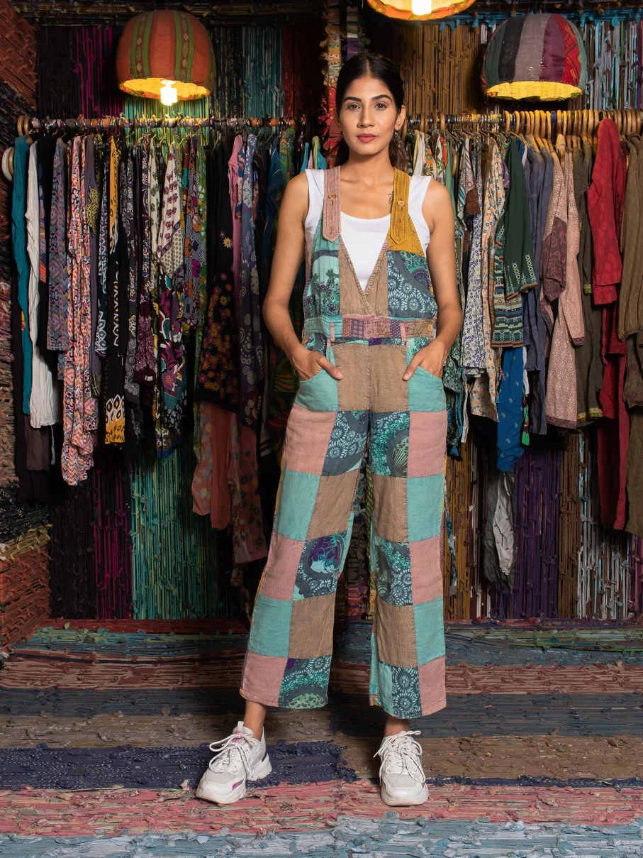 Art Nouveau 2815- slow jumpsuits- vintage pastel beige (1)