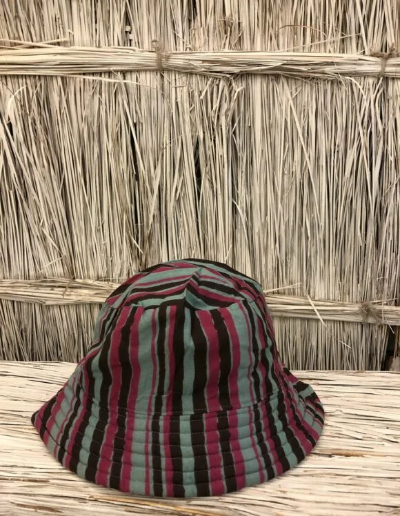 Art Nouveau Craft 2327- slow hats & caps- Plum (4)