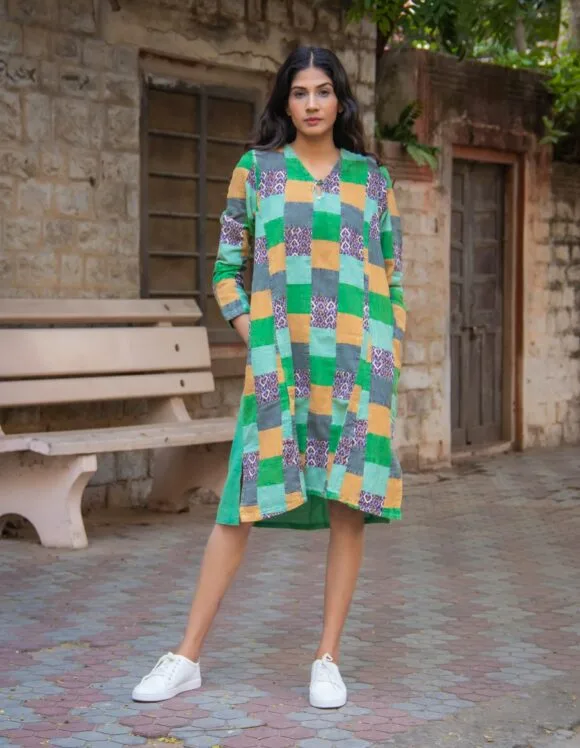 Art Nouveau Premium 4020- slow dress- Spring Green (2)