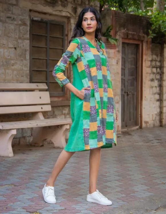 Art Nouveau Premium 4020- slow dress- Spring Green (3)