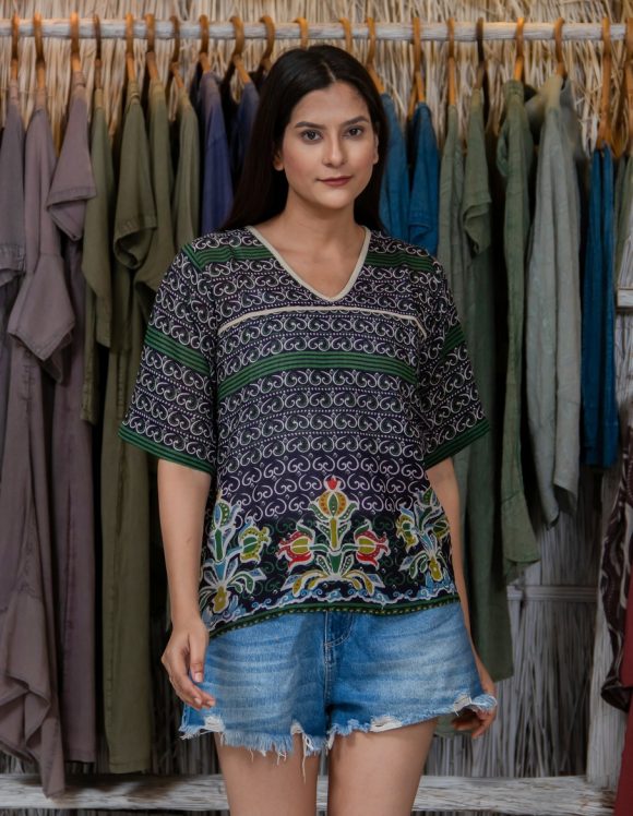 Summer Sunshine Over Hollywood African Influence Bohemian Jungle Print Pullover Featuring Cute Piping