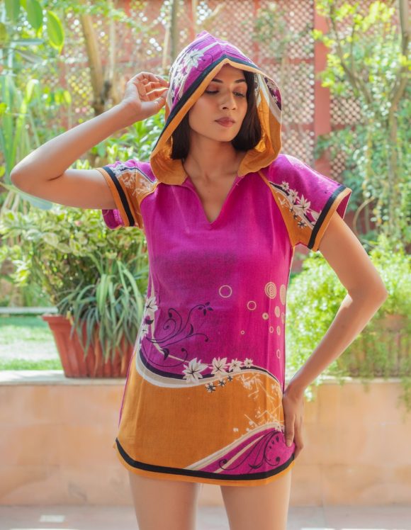 Fearlessly Retro And Flowy Mexican Influence Vintage Hooded Dress Featuring WAVE PRINT And Vintage Wash