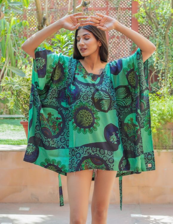Glitter Of Grace And Brilliance French Influence African Jungle Print Bohemian Oversize Dress Featuring Vintage Wash And Retro Vibes
