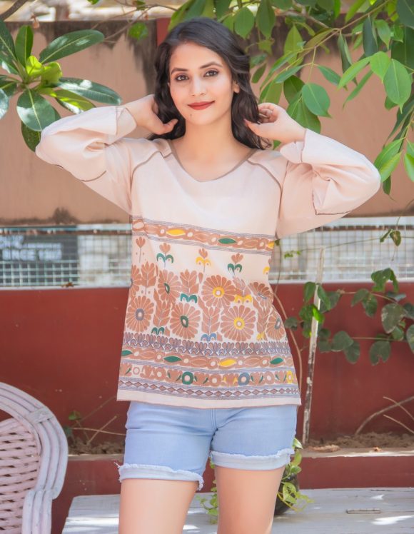 Good Times At Las Vegas Moroccan Influence Retro Inspired African Border Print Pullover Featuring Vintage Wash