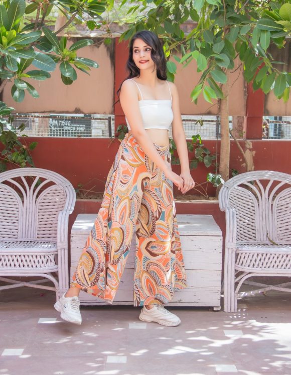 Wonderful Signs Of Summer Happiness Spanish Influence Retro Styled Persian Abstract Print Palazzos Featuring Elasticised Waist